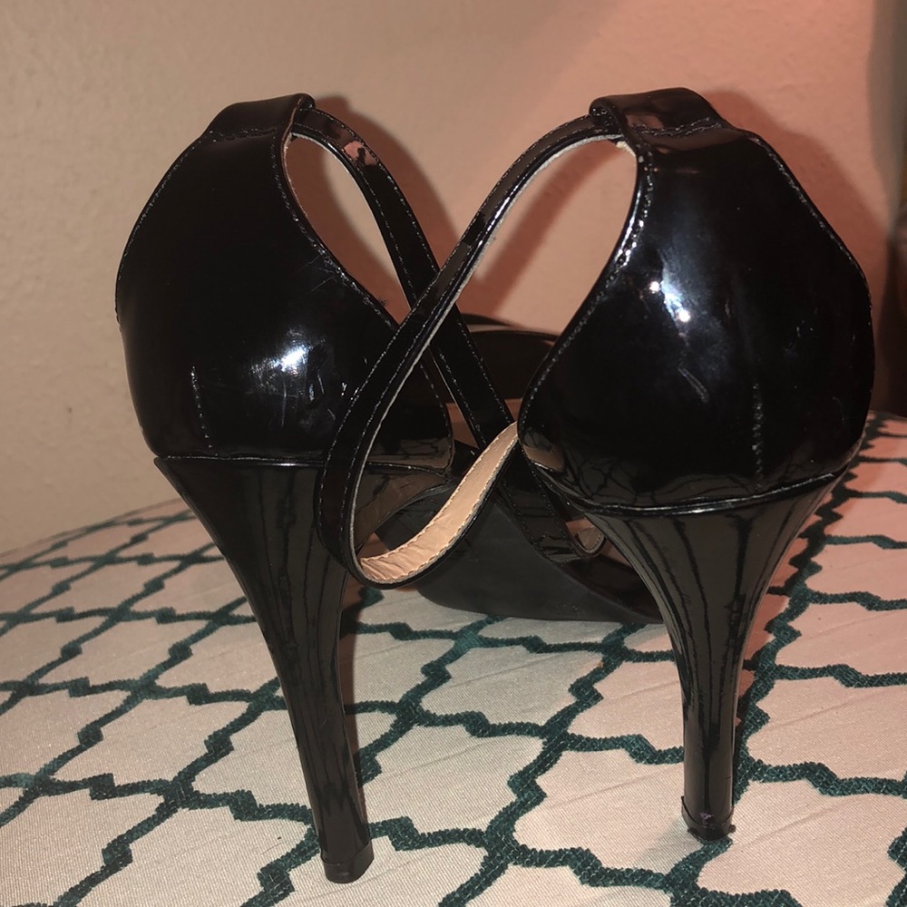 Heels 🖤 - Picture 4 of 4